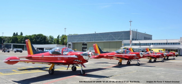 DSC_8084 SIAI-Marchetti SF-260M ‘_ST-34, ST-36, ST-06, ST-22__ Red Devils colours Belgian Air Force © Hubert Creutzer